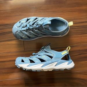 HOKA One One Hopara Hiking Sandals size 9